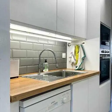 Coloma Piscina Y Parking Hostem Apartment